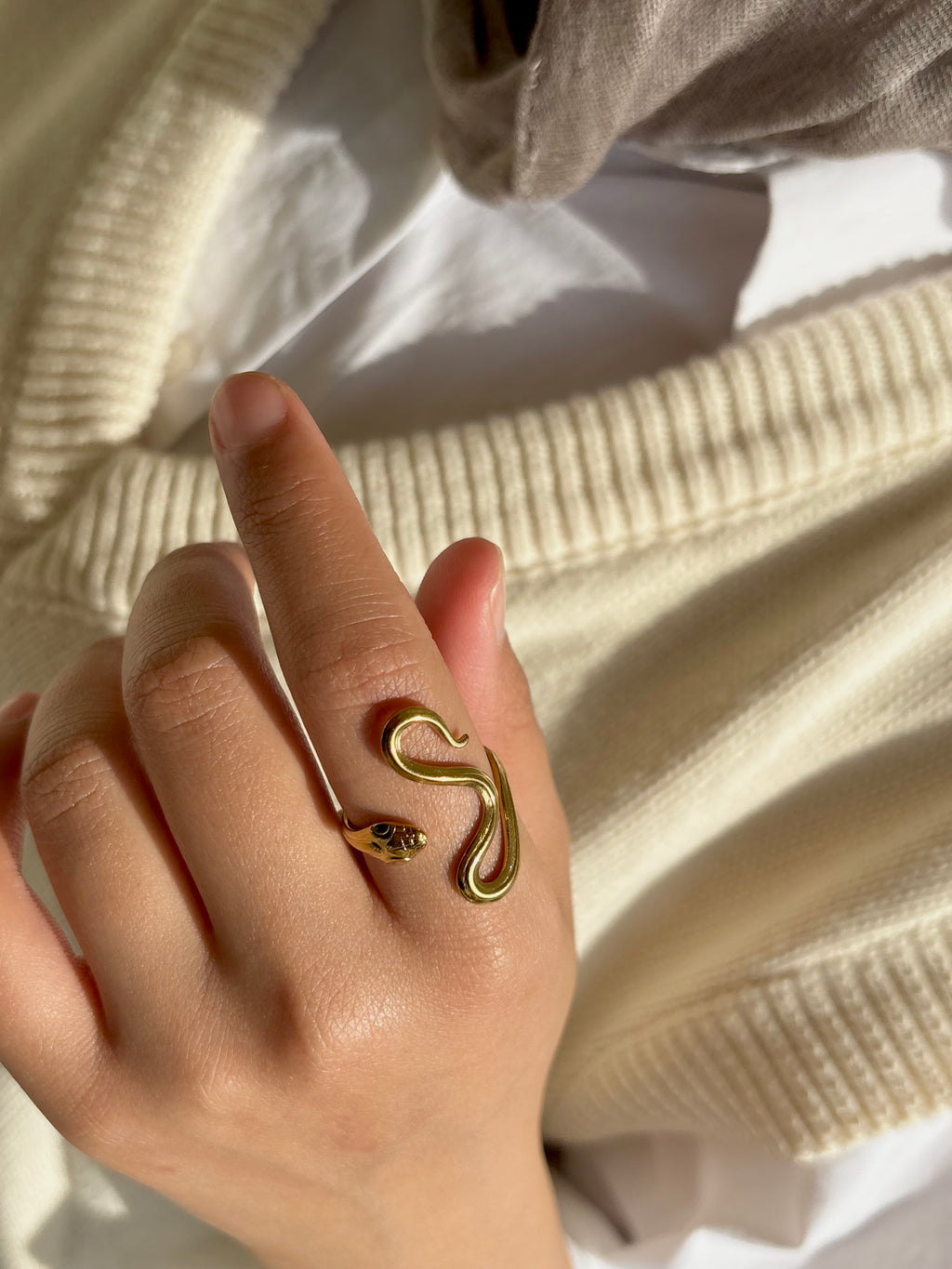 Venom Glow Ring