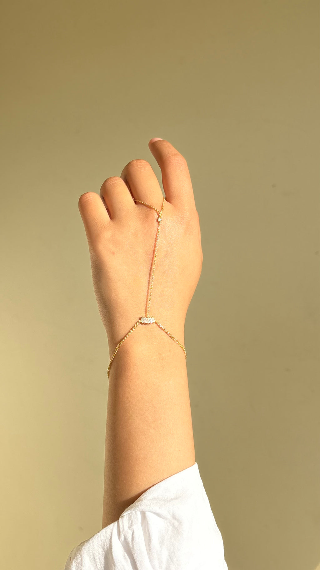 Bliss Hand