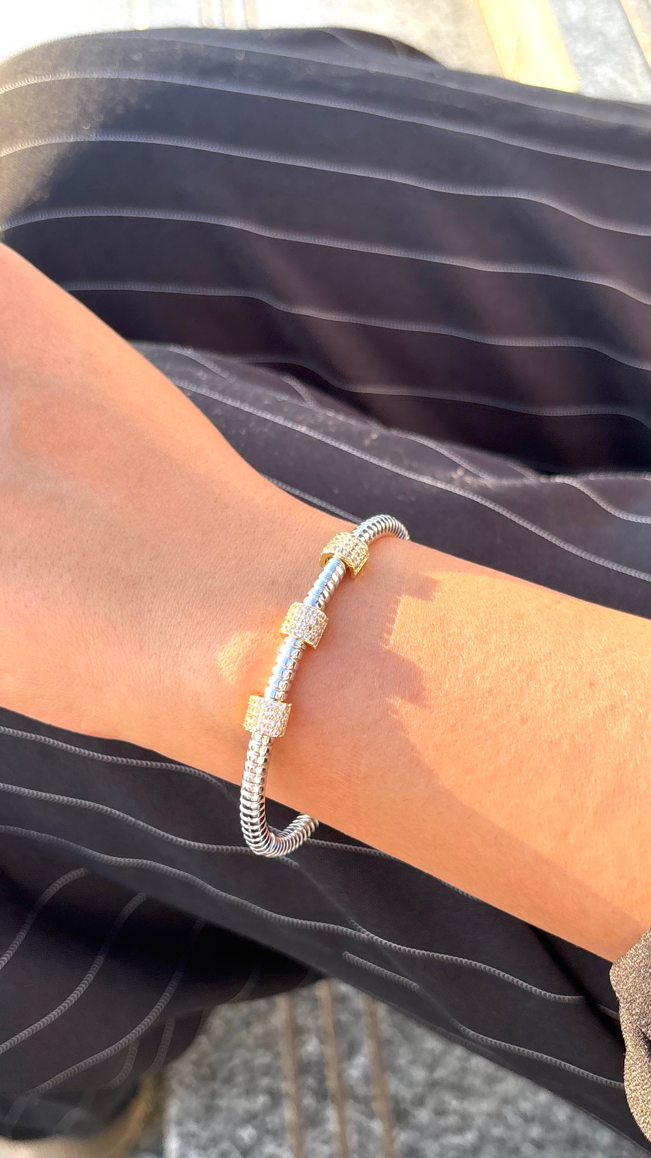 Timeless Bangle