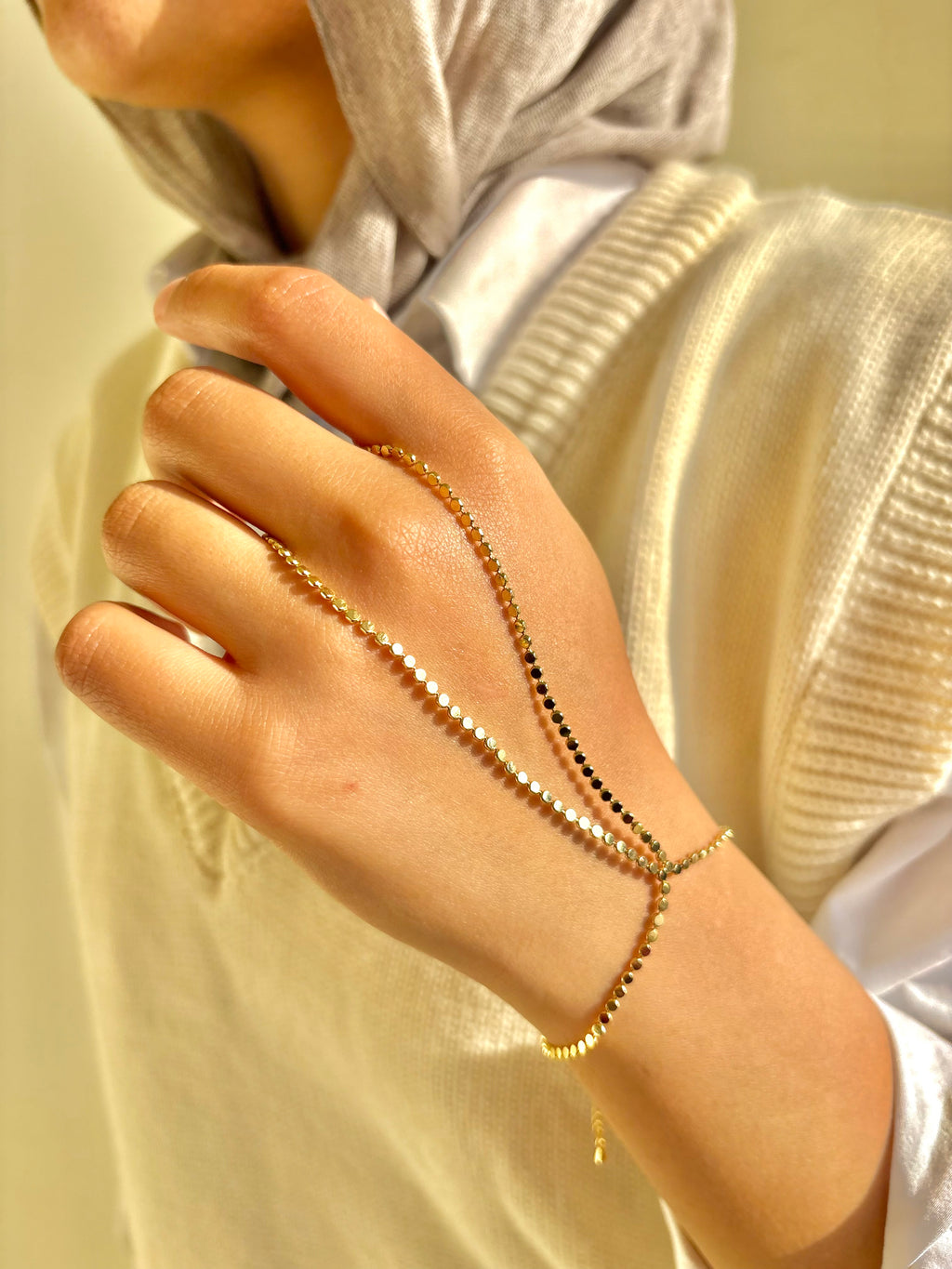 Shimmer Hand