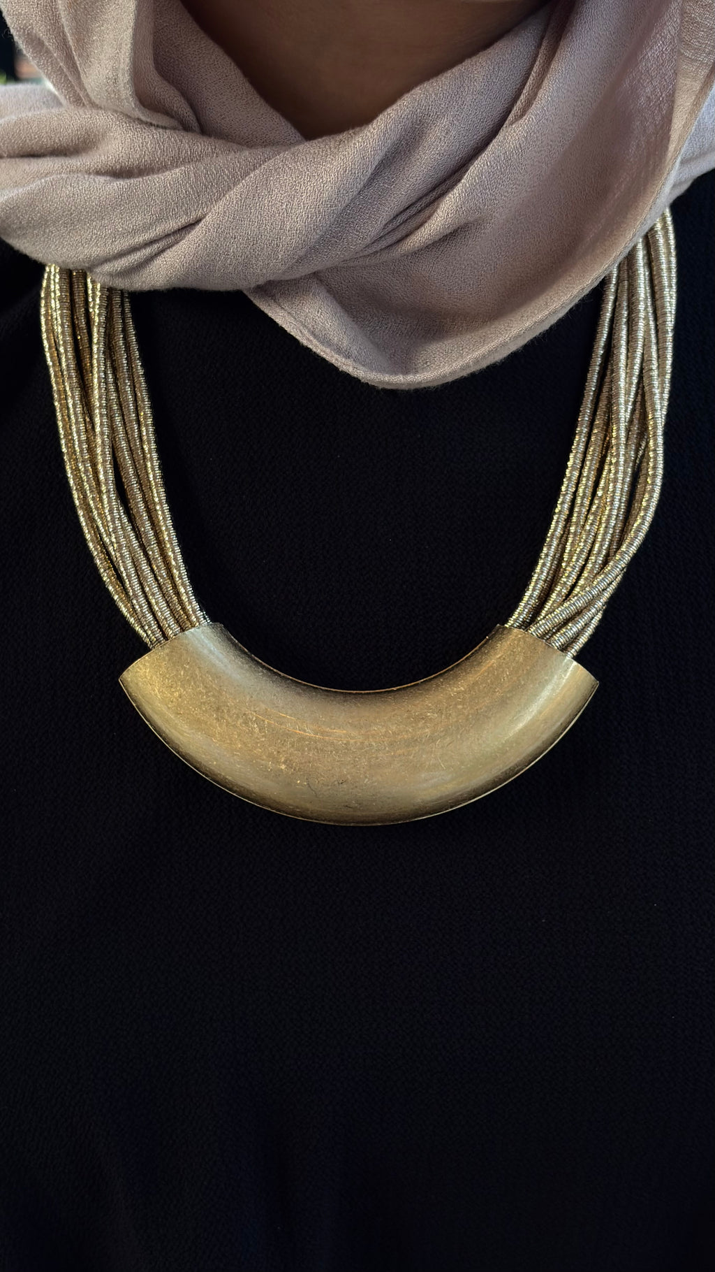 Aura Crescent