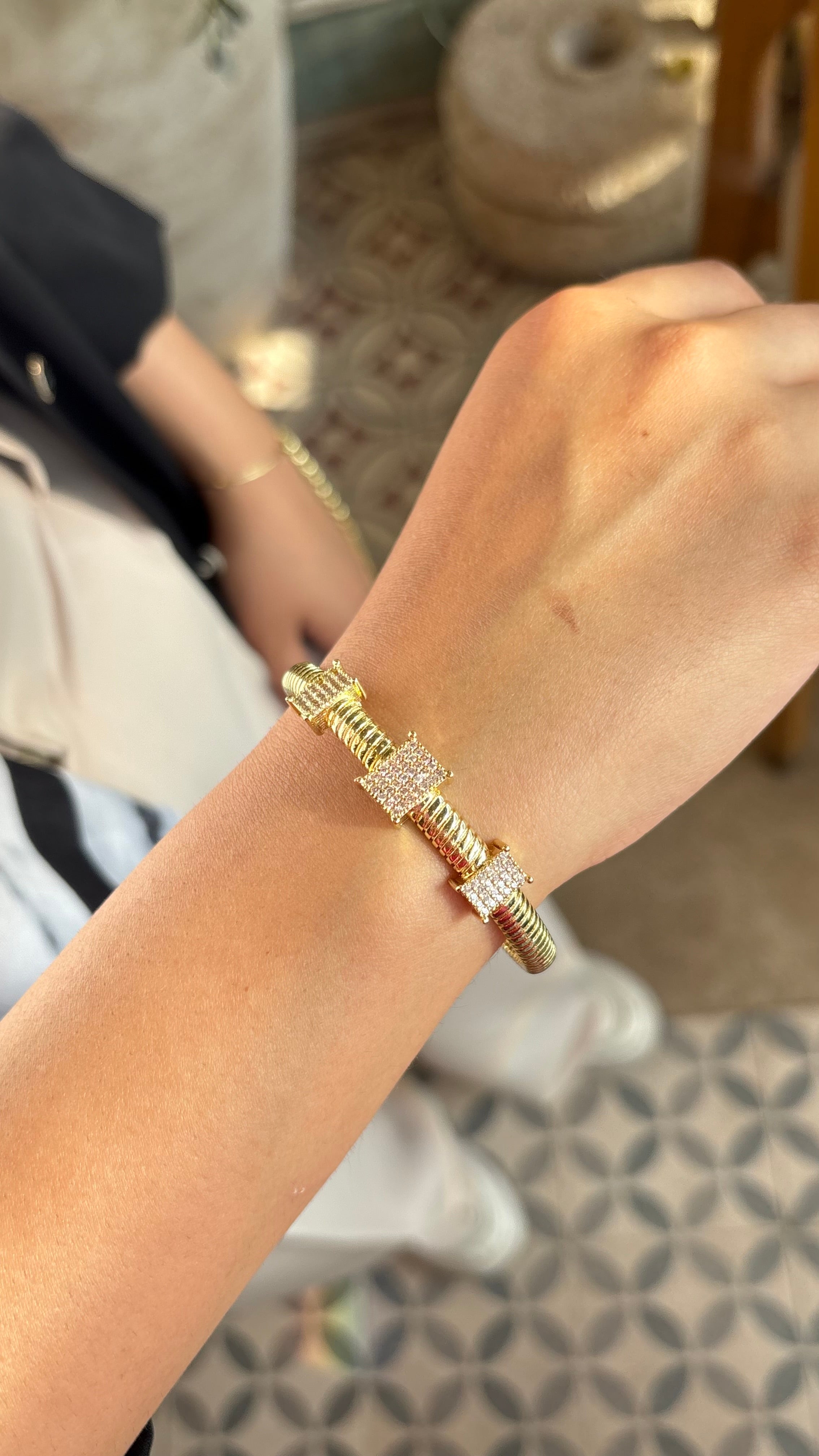 Luna Bangle