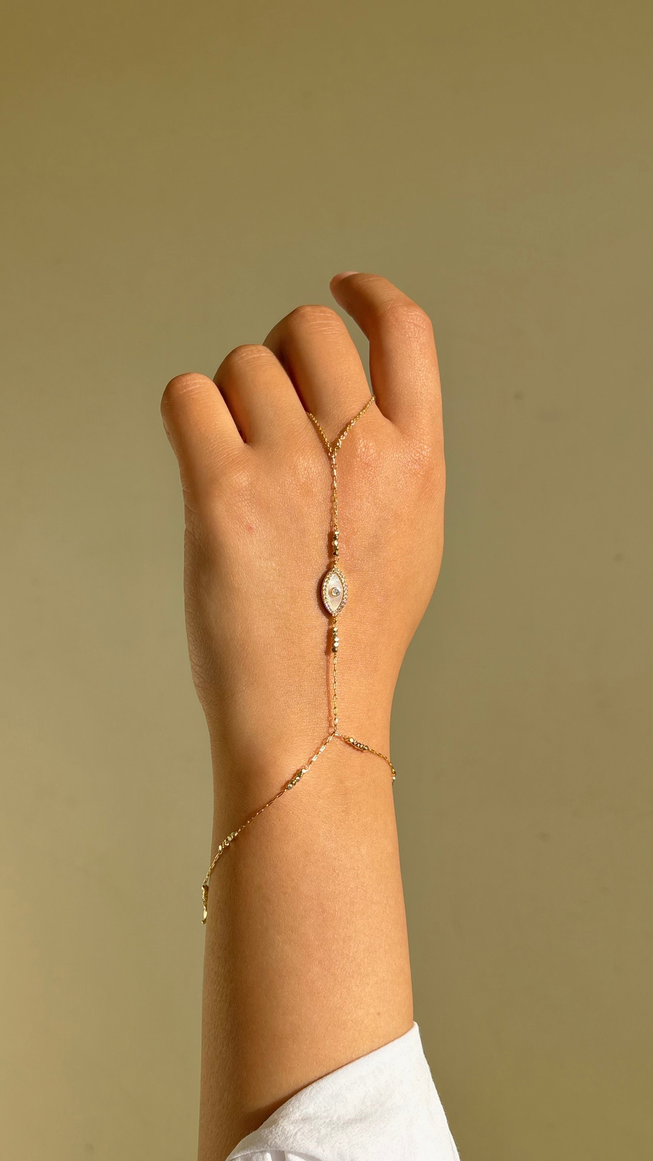 Elara Hand