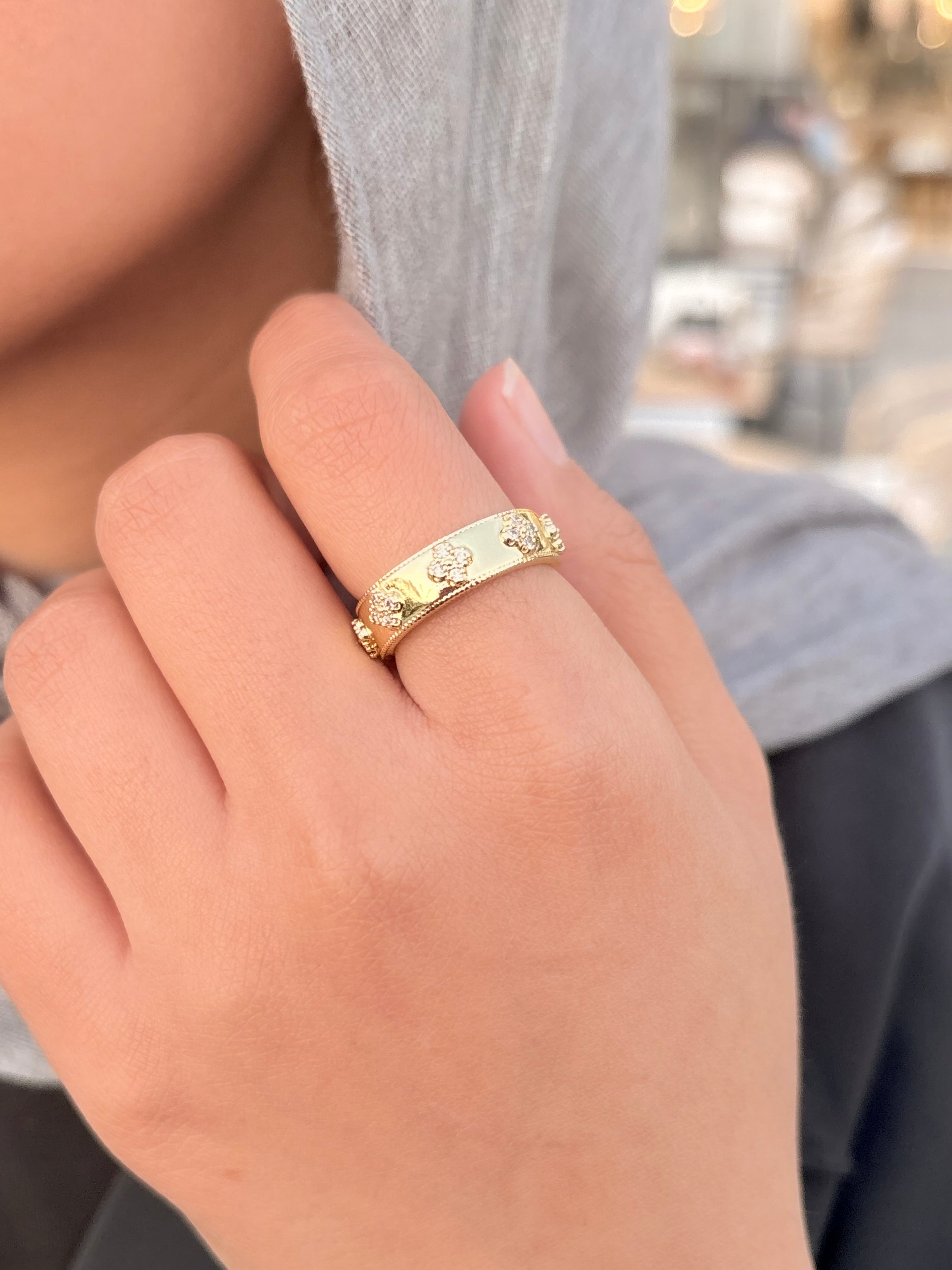 Muse Ring