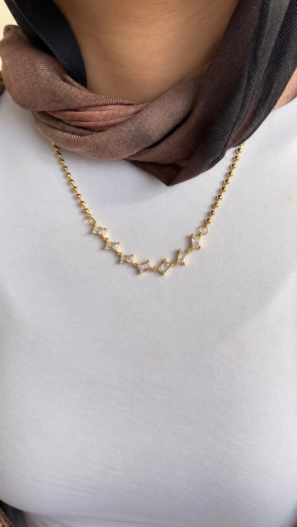 Élan Necklace
