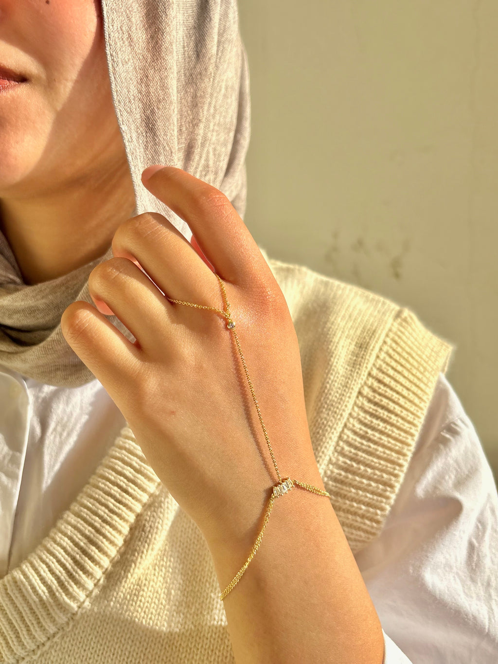 Bliss Hand