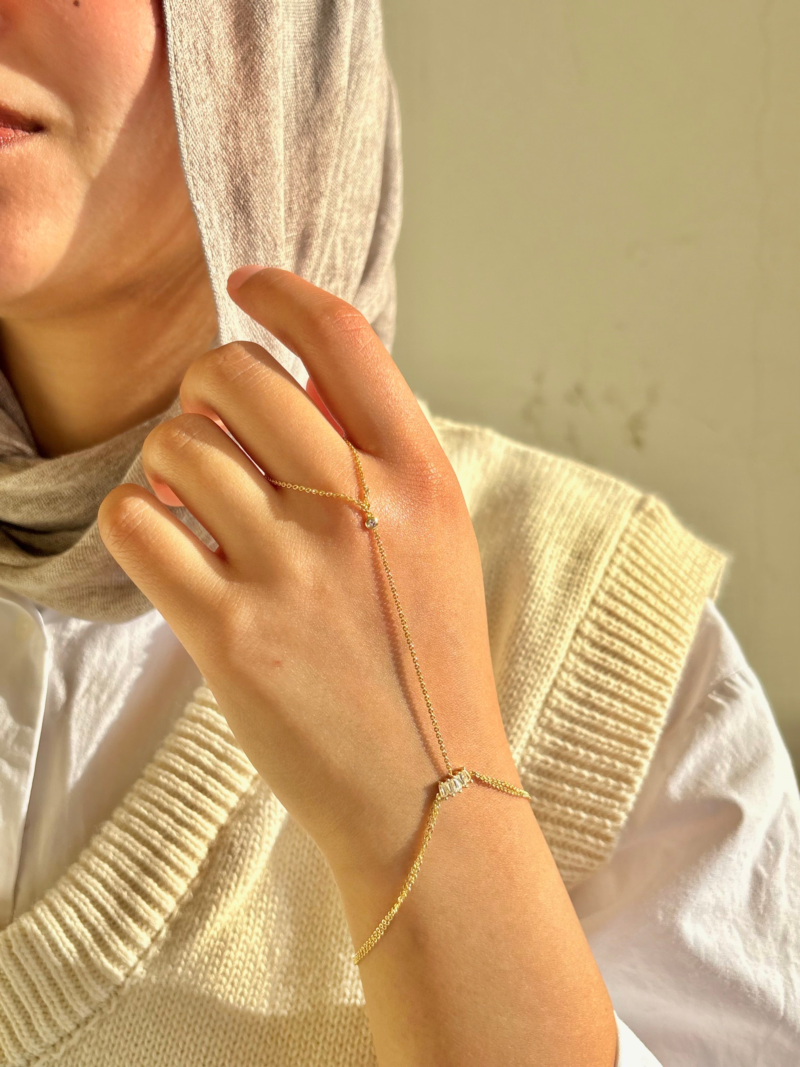 Bliss Hand
