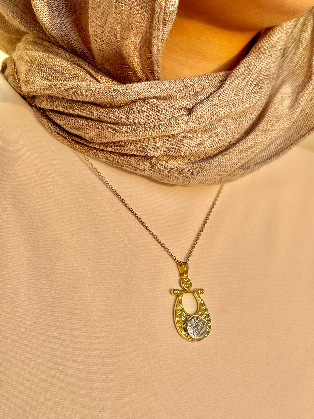 Enta omry Necklace