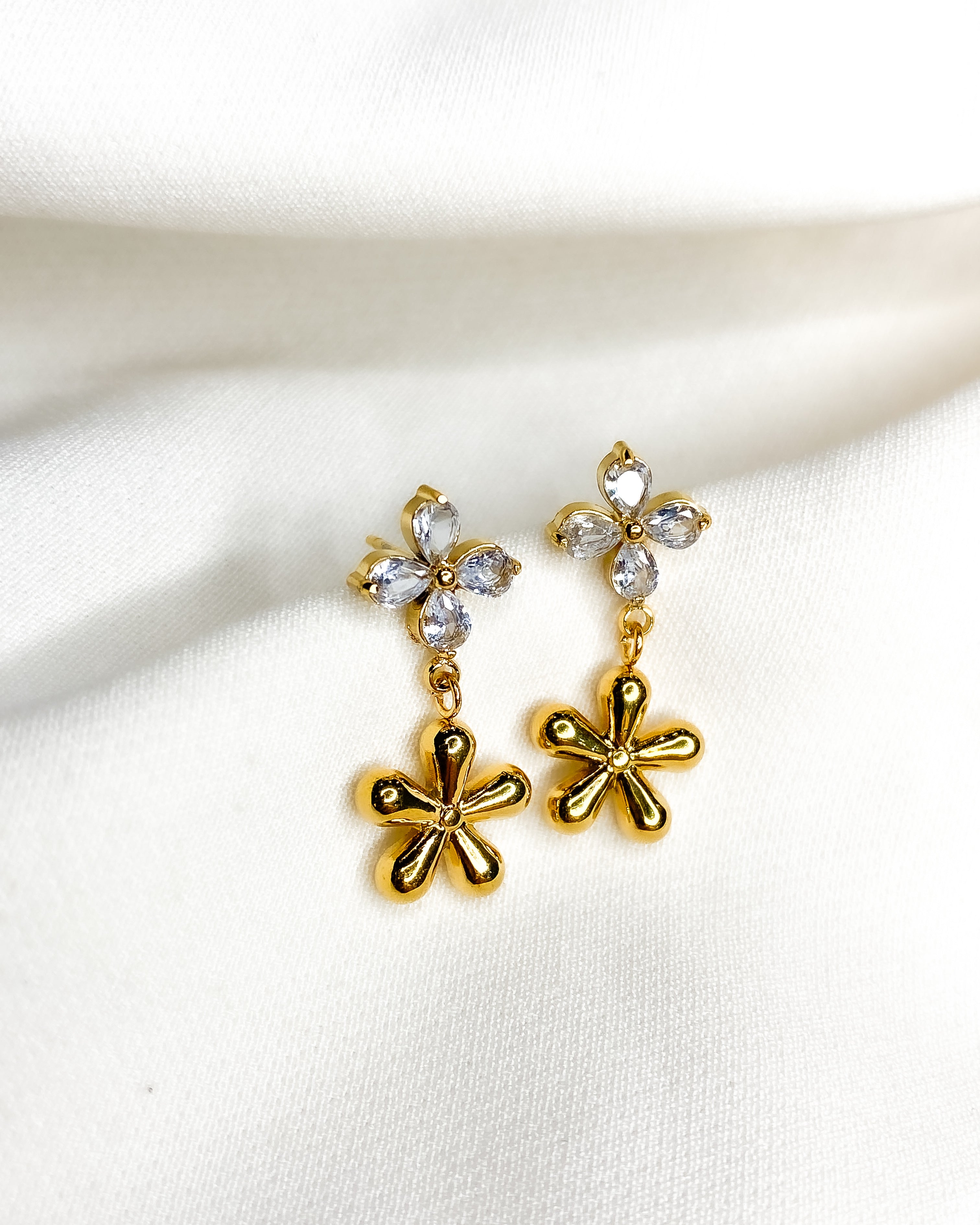 Twin petals Earrings