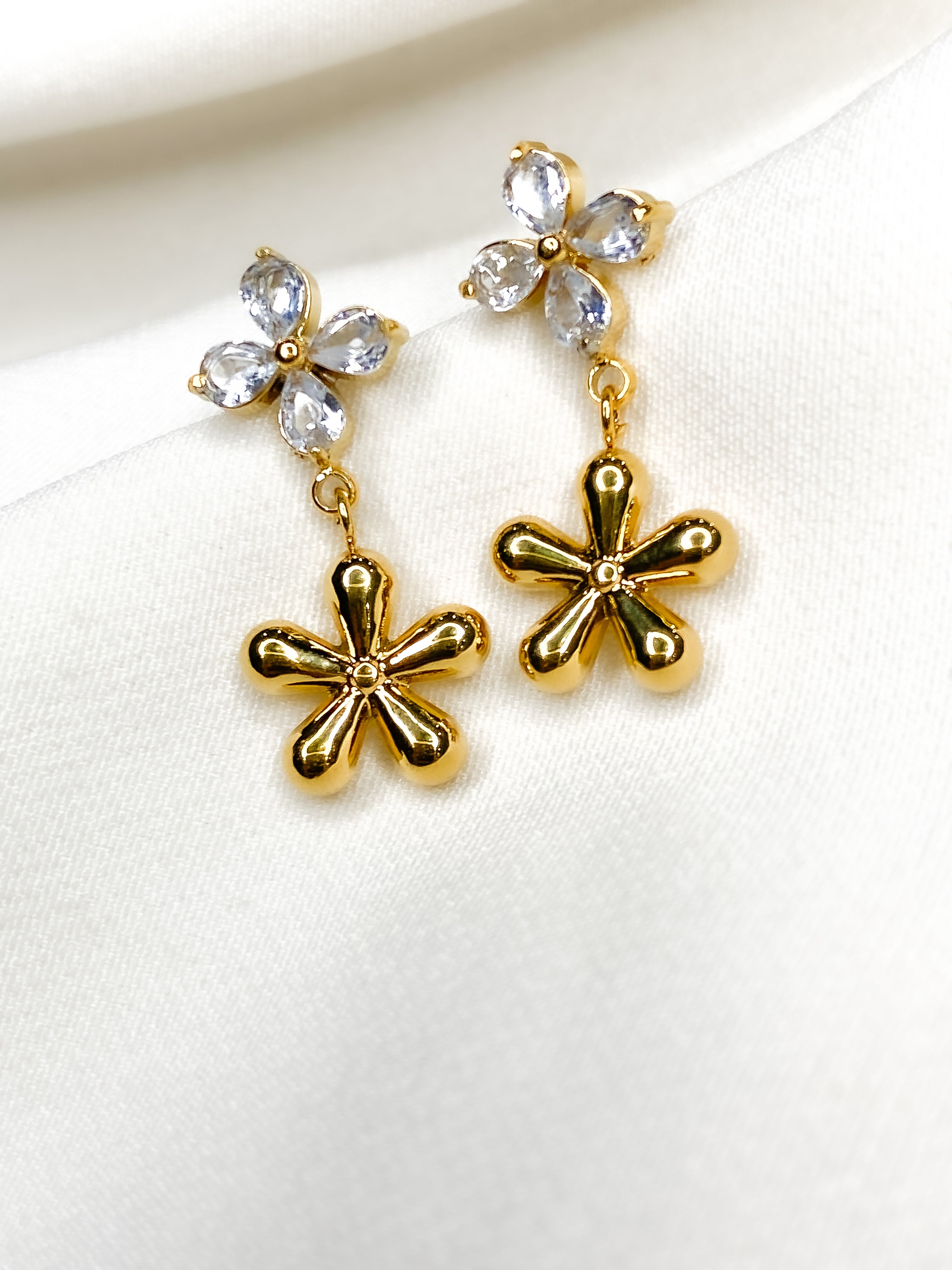 Twin petals Earrings
